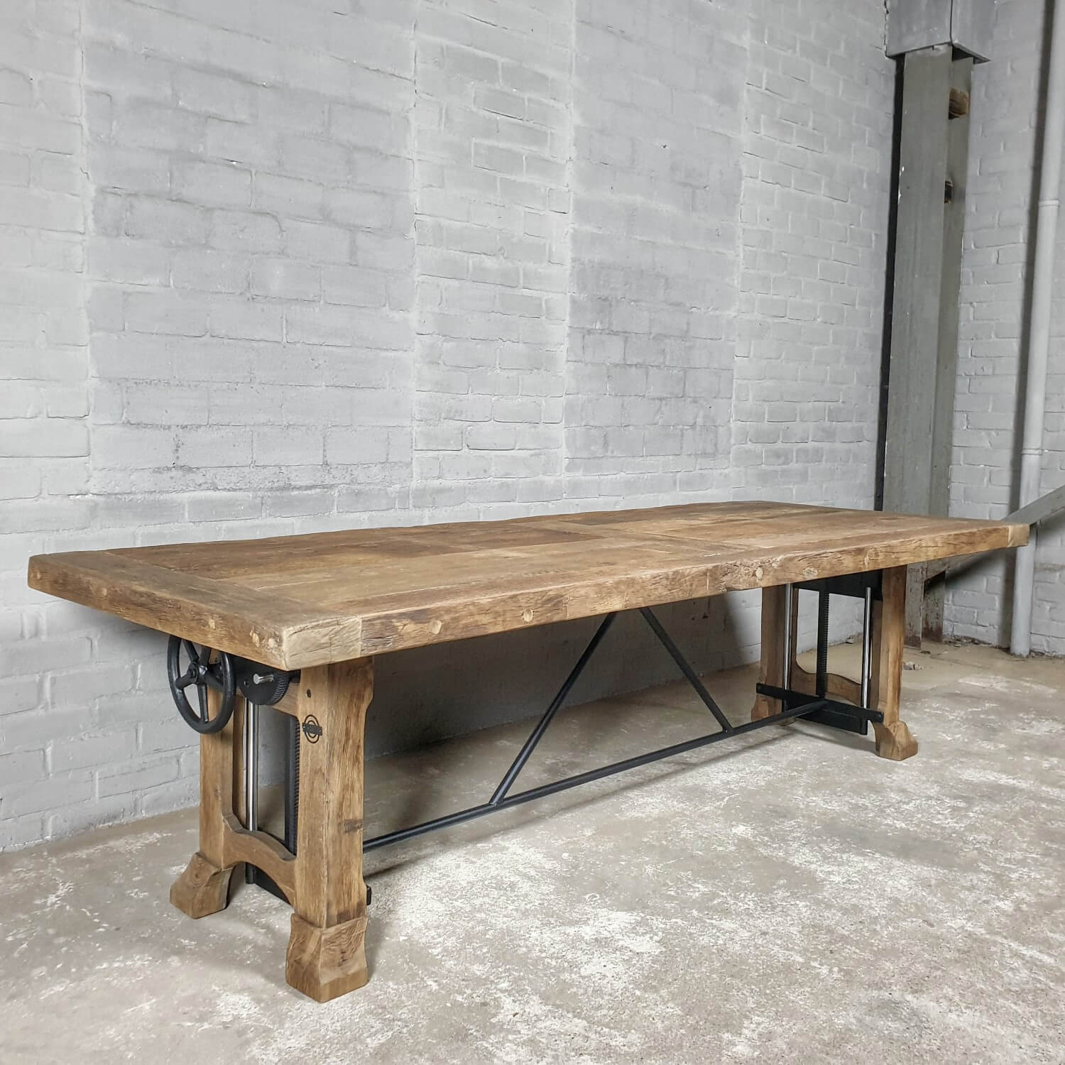 Eiken eettafel St Moritz in hoogte verstelbaar - Op maat - Z024