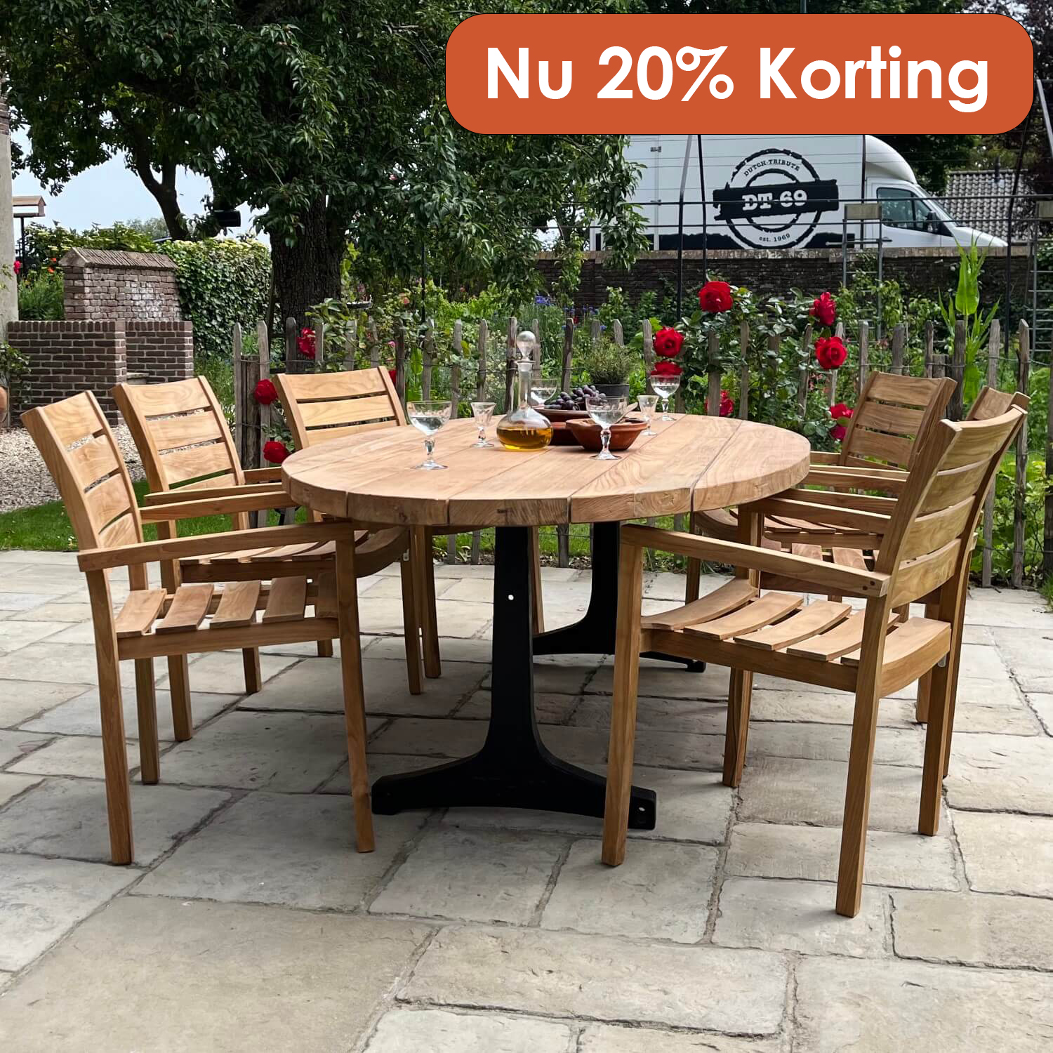 Industriële ovale tuintafel van teak met gietijzeren tafelpoten-T14 - korting Industriële ovale tafel met tuinstoelen en ijzeren tafelpoten