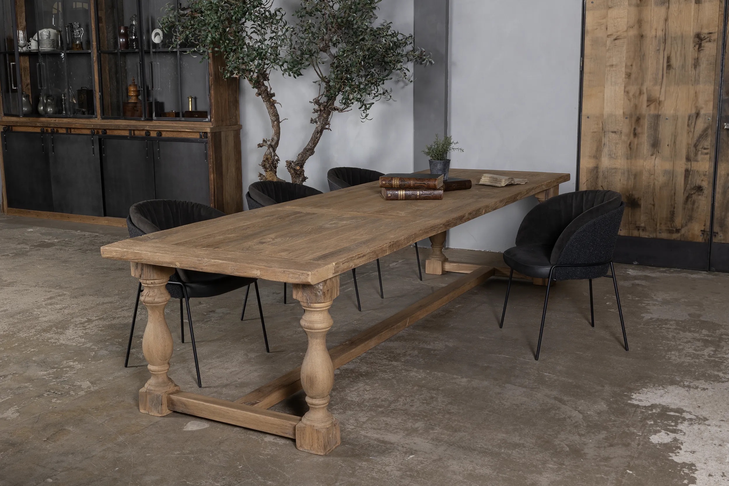 Eikenhouten kloostertafel York Z045-3A