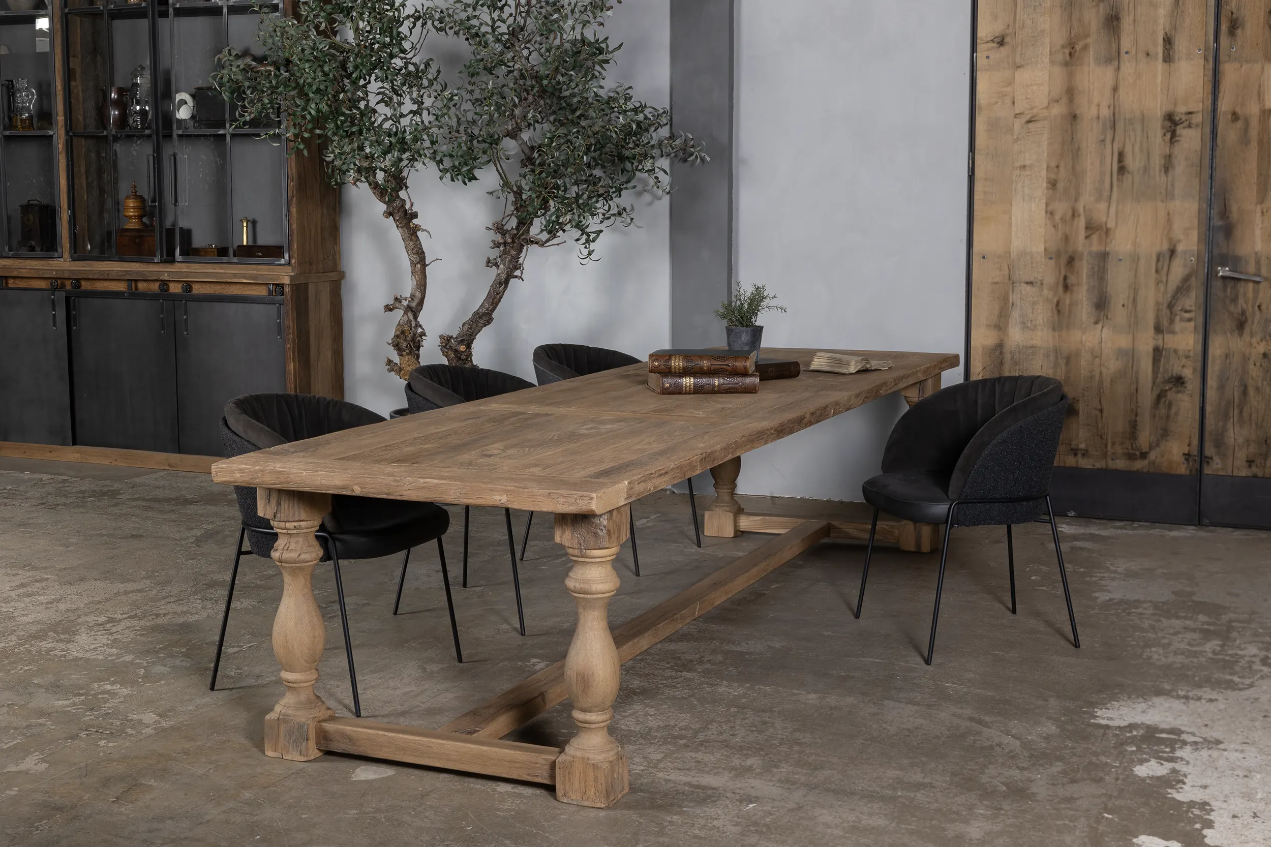 Eikenhouten kloostertafel York Z045-4