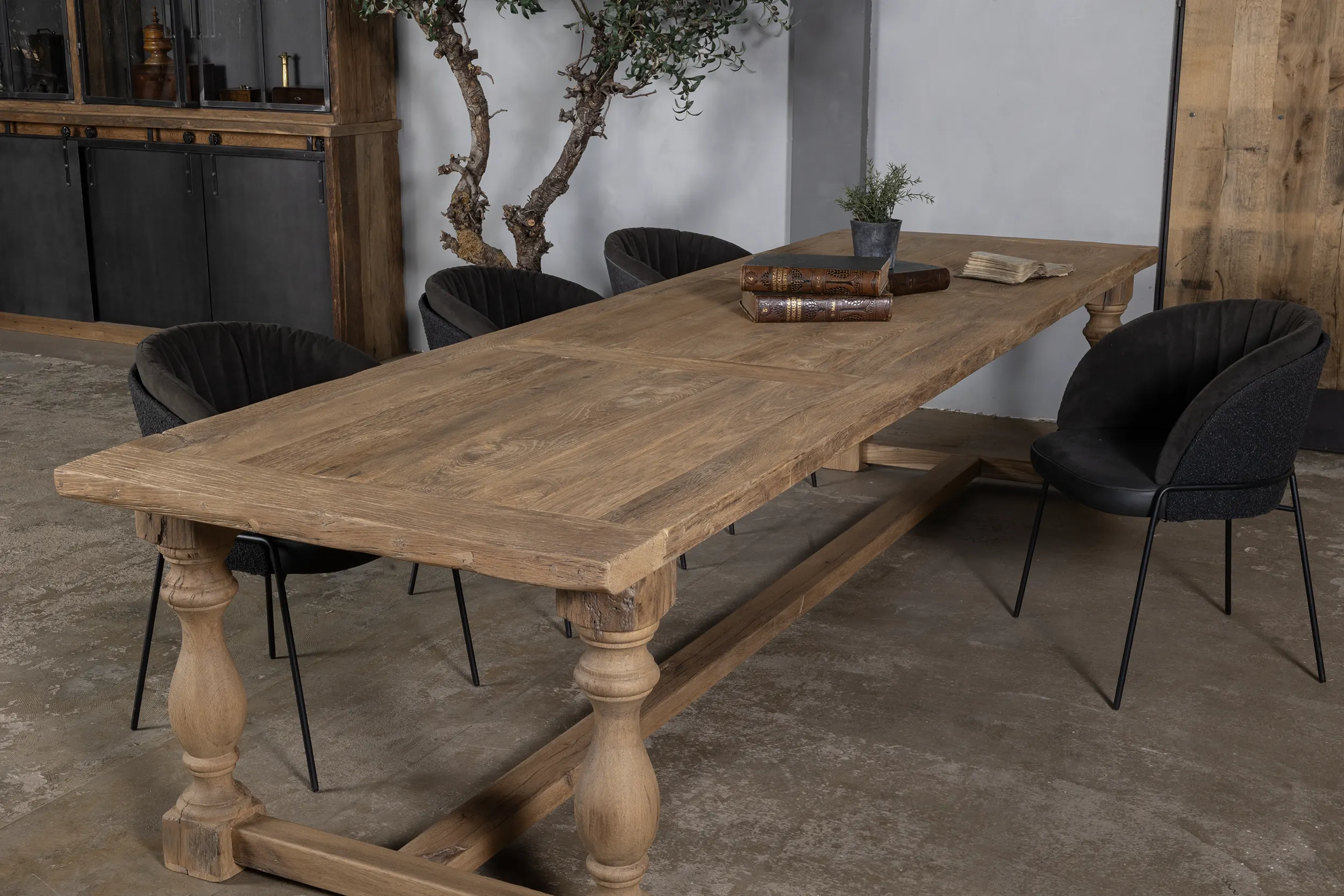 Eikenhouten kloostertafel York Z045-5