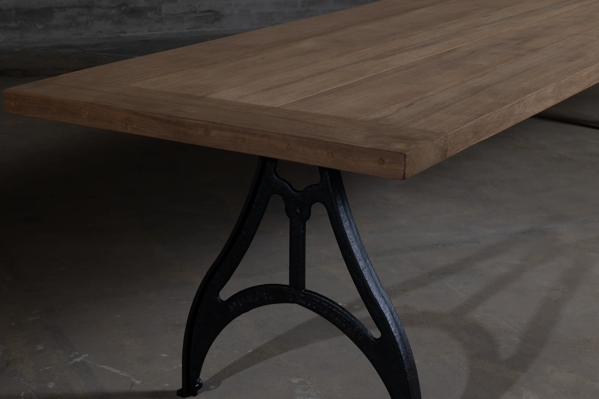 Houten tuintafel T21-5